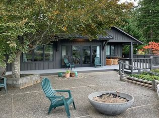 5464 Lighthouse Dr E, Port Orchard, WA 98366