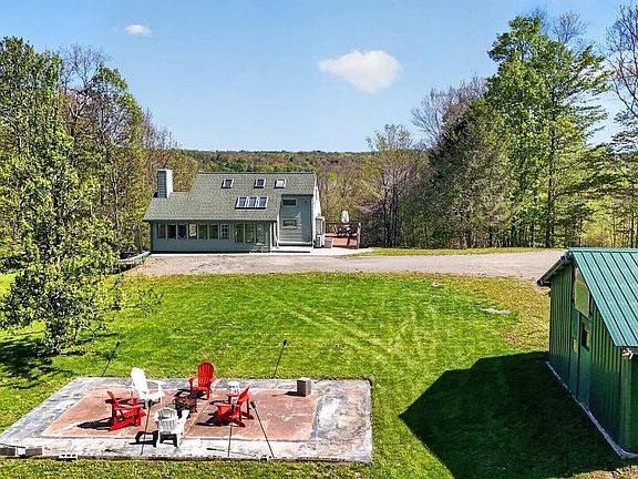 5th image of 1113 Upper Woods Rd