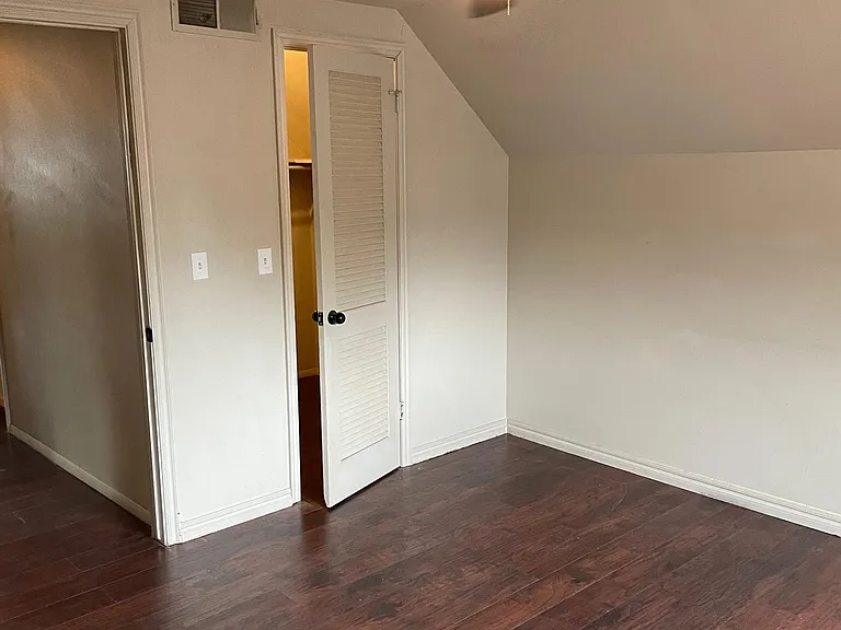 640 Reynolds Rd — Photo 17