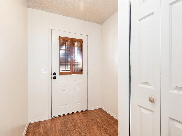 8972 W Dartmouth Pl — Photo 5