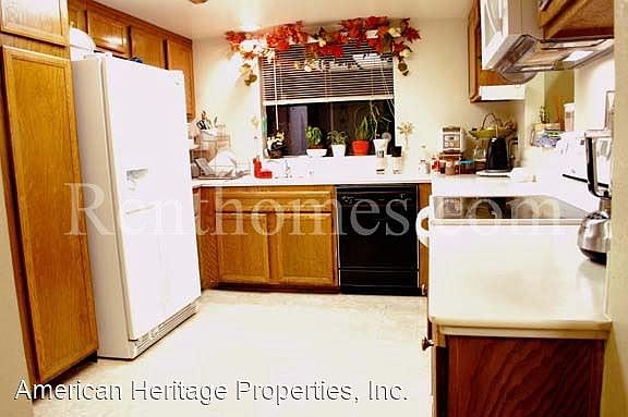 2nd image of 4076 Mahaila Ave Unit E