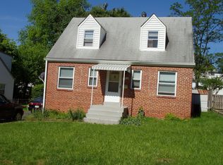 2834 Summerfield Rd, Falls Church, VA 22042