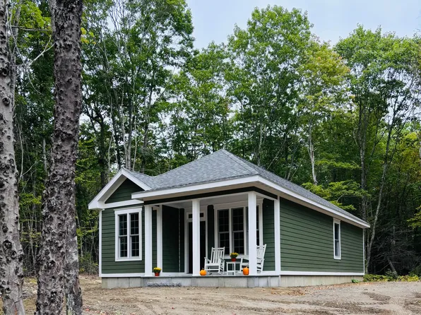 25 Stacy's Way, Winterport, ME 04496