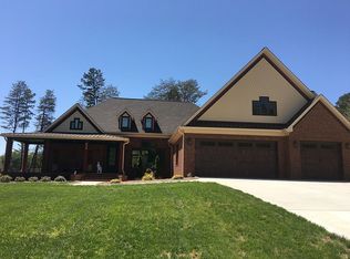 606 Saint Andrews Rd, Statesville, NC 28625