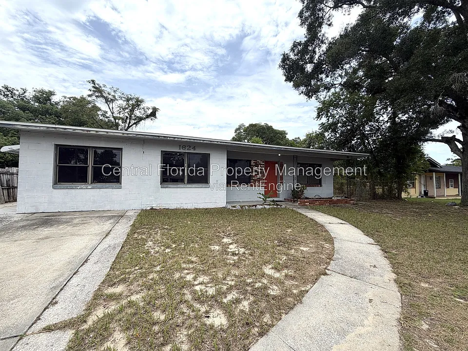 1624 Ferndell Rd