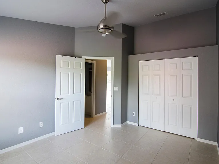 5210 Birmingham Dr #201 — Photo 15