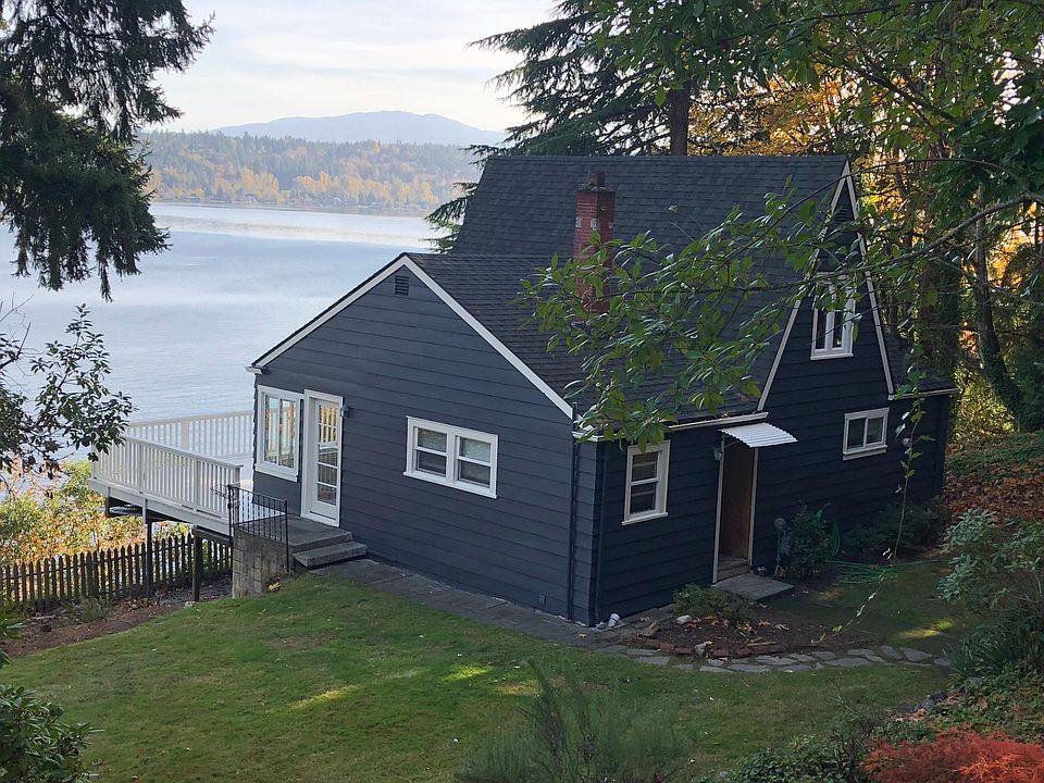 1st image of 1834 W Lake Sammamish Pkwy NE