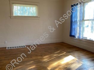 2222 Chippewa St, Flint, MI 48505