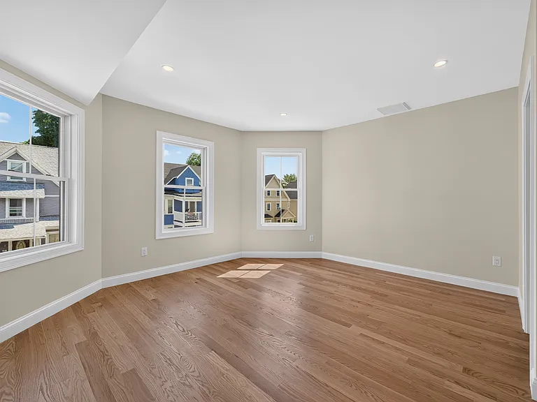 25 Richfield St #2 — Photo 7