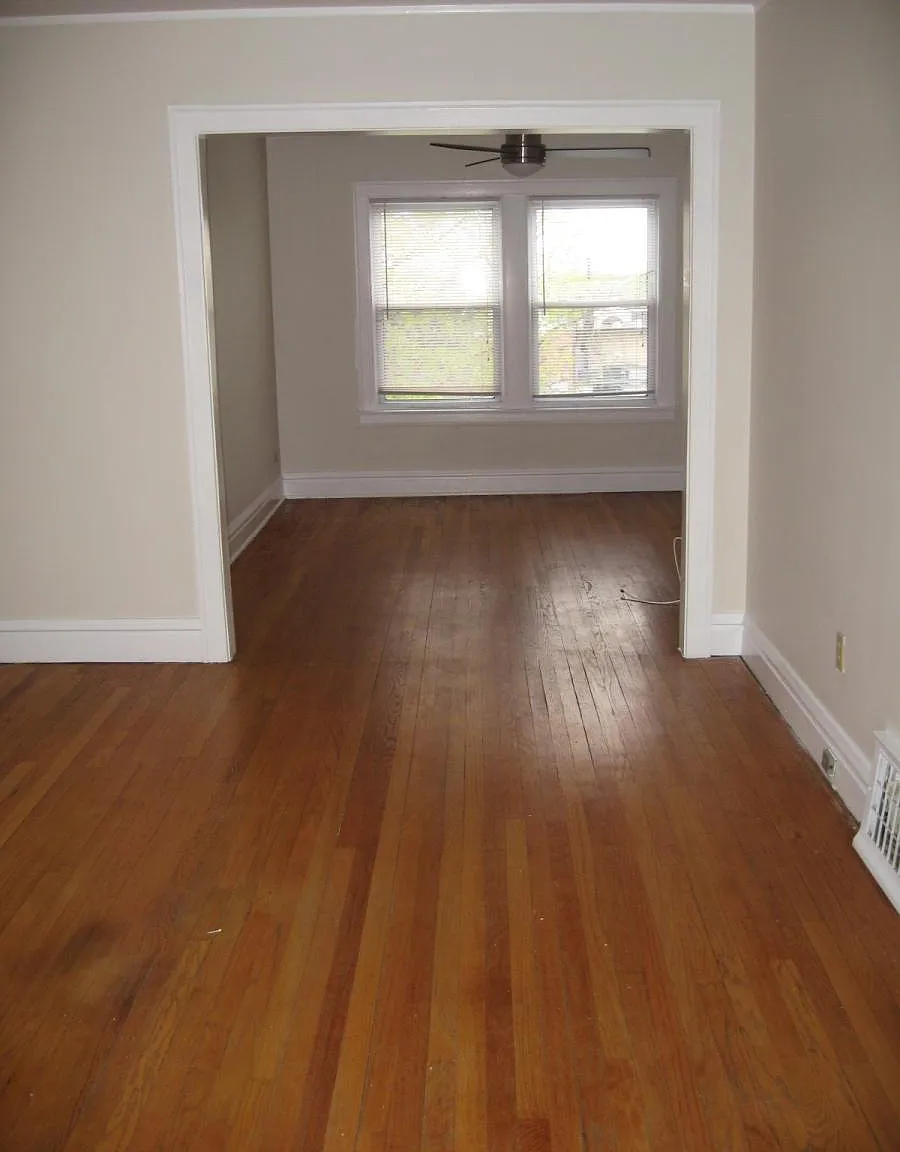 2 bed, 1100 sqft, $1,875 — Photo 2
