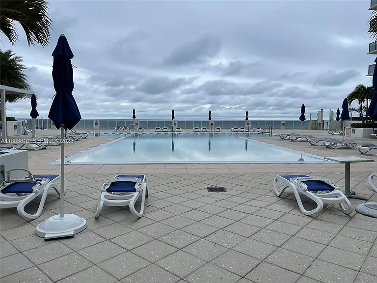 2751 S Ocean Dr #1204S — Photo 53