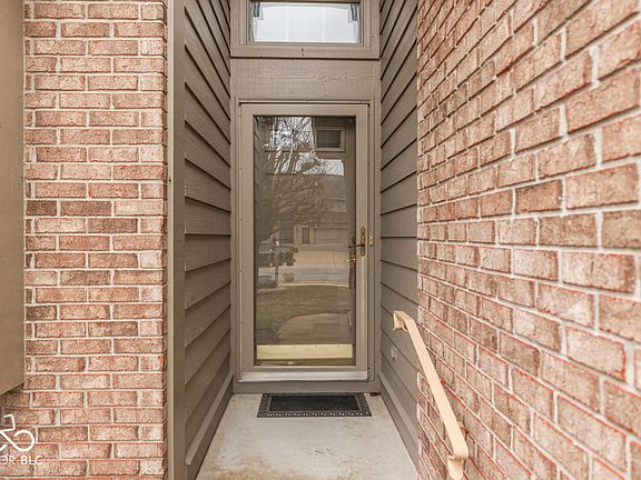 4th image of 613 Brook Dr