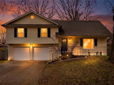 515 S Meadowbrook Ln, Olathe, KS, 66062