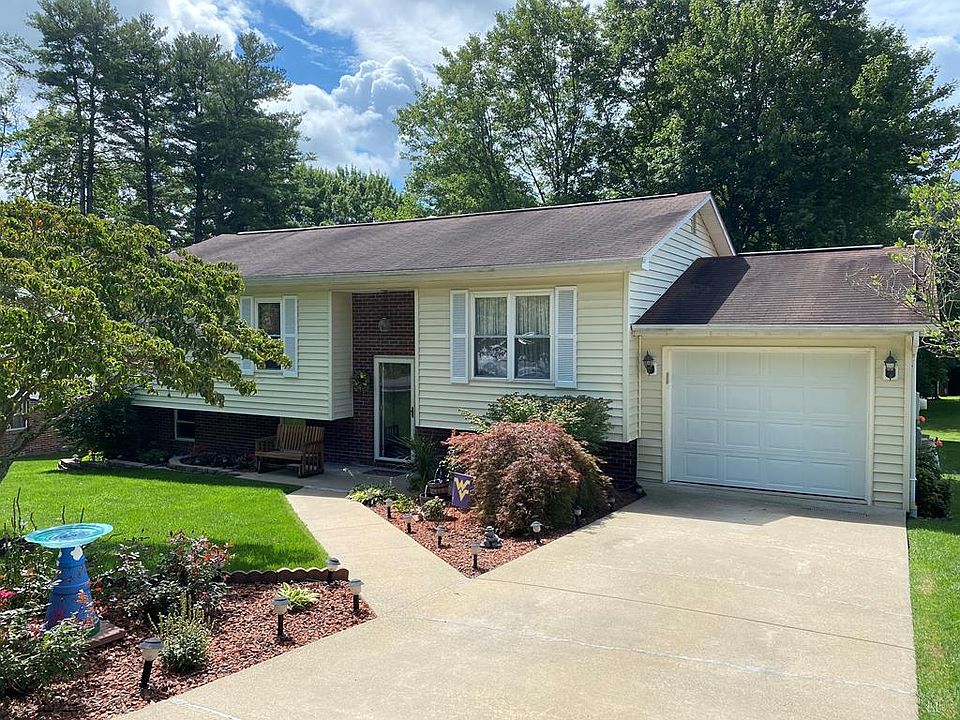1st image of 303 Jamescrest Dr