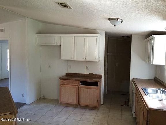 KITCHEN - B