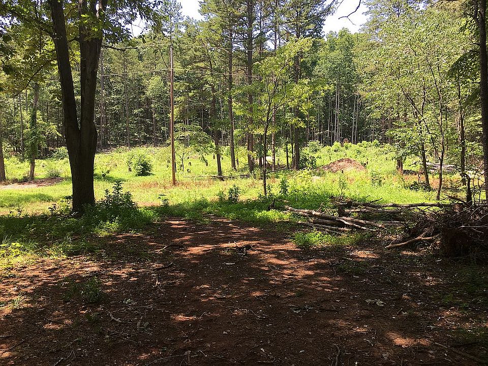 2nd image of 7225 Sample Rd