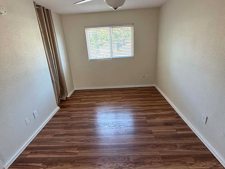 10628 Queen Jessica Ln — Photo 37