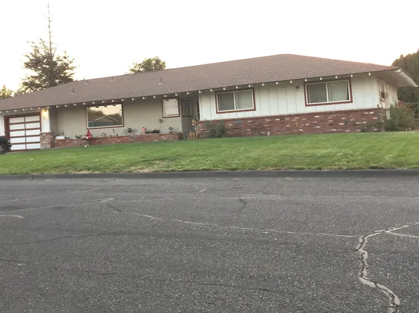647 S 12th Ave, Othello, WA 99344