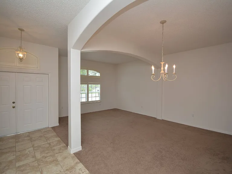 192 Pine Grove Dr — Photo 4