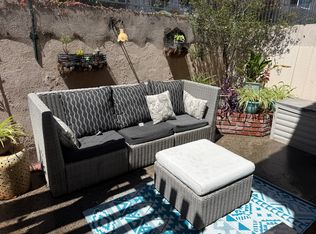 2748 Erringer Rd APT 10, Simi Valley, CA 93065