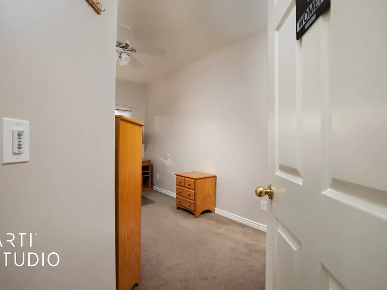 331 N Belmont Pl #233 — Photo 8