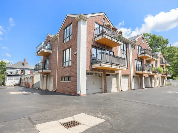 261 S Limestone Unit 301, Lexington, KY 40508