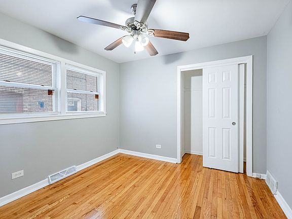 4th image of 7637 S Essex Ave APT 1