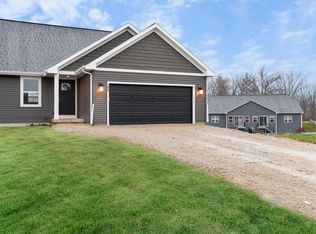 390 Lilac Ln, Stoughton, WI 53589