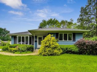 2204 Quail Ln, Rolling Meadows, IL 60008