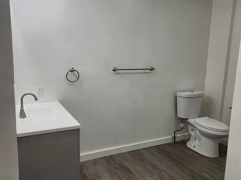 202 Jewett St — Photo 13