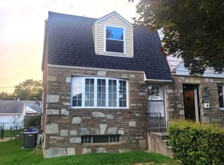 9240 Lansford St, Philadelphia, PA 19114