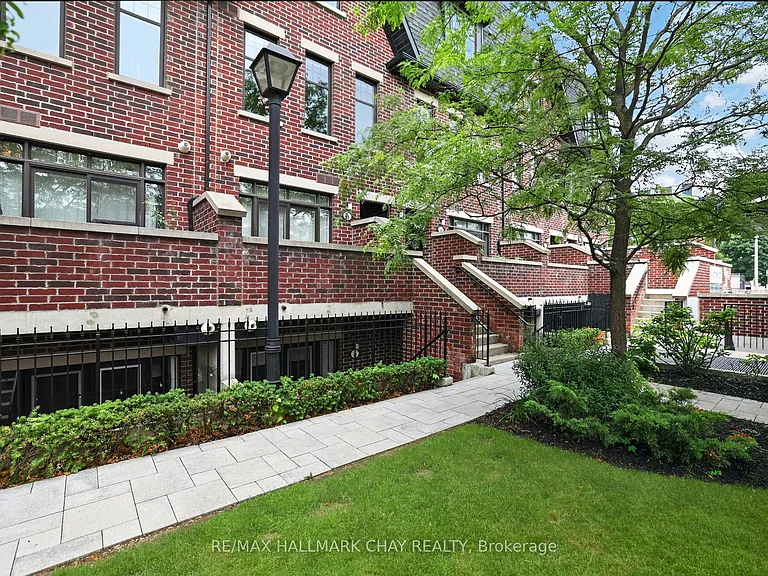 140 Broadview Ave #52 — Photo 18