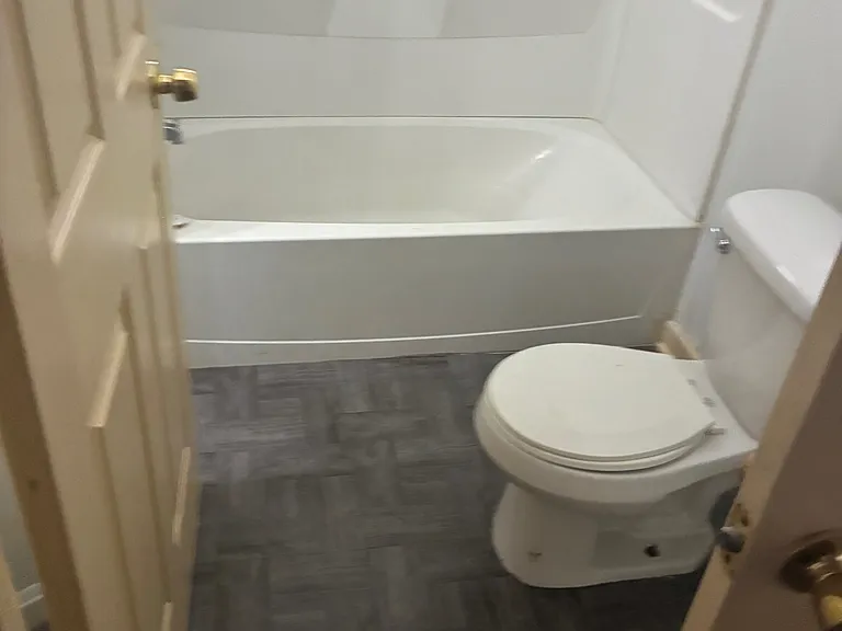 508 S Hennessey St — Photo 8