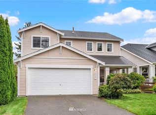 24227 SE 9th St, Sammamish, WA 98075