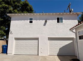 1572 S Ridgeley Dr, Los Angeles, CA