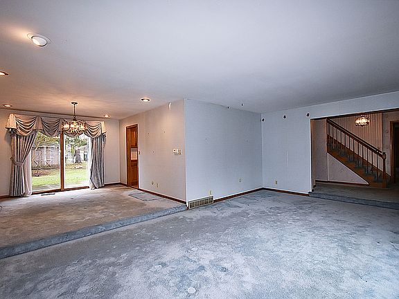 4th image of 2280 Tanglewood Dr