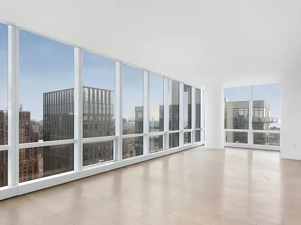 15 Hudson Yards 28A image 3 of 23