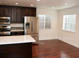 2495A Illinois St, Palo Alto, CA 94303