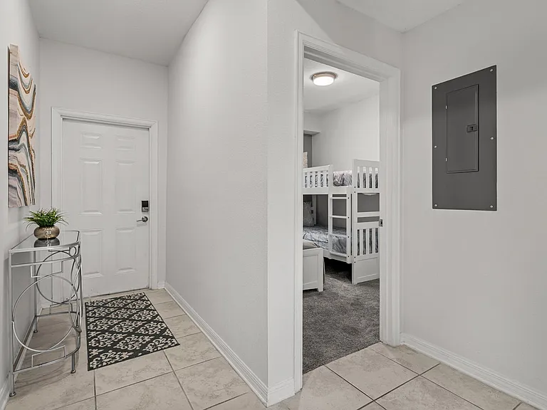 Paradox Cir — Photo 7