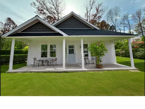 625 Chief Martin St, Madison, NC 27025