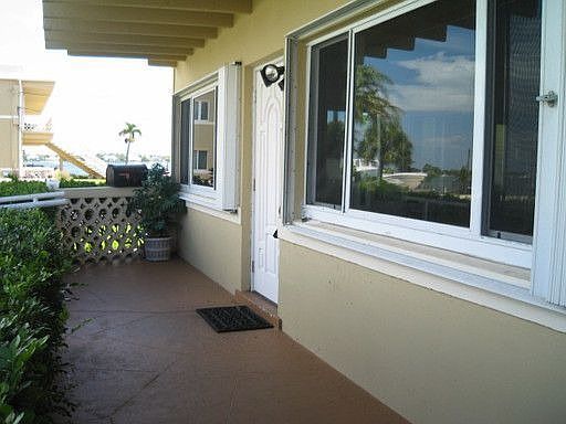 2nd image of 4804 N Flagler Dr APT 2