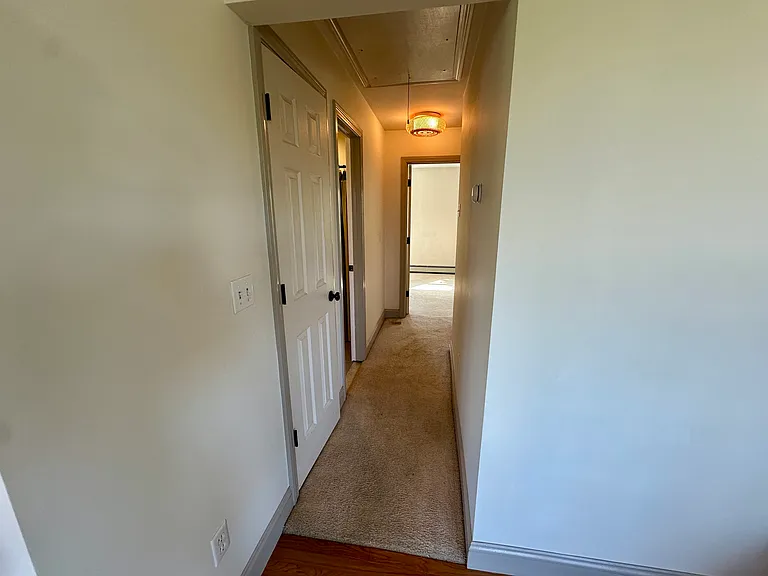 10 Curtis Ave — Photo 10