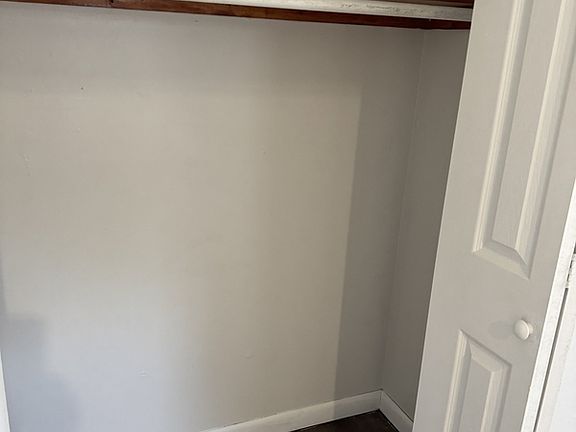 3rd image of 154 S Broadway APT C