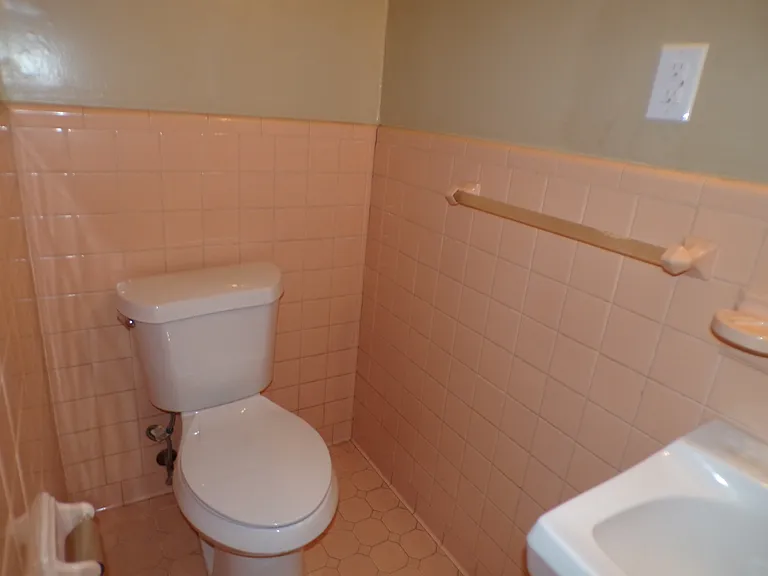 5709 Court H — Photo 12