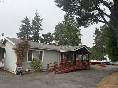 555 N 8th St, Lakeside, OR, 97449