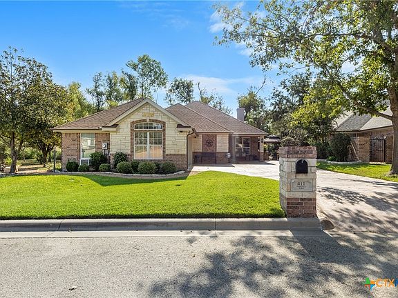2nd image of 411 Park Place Ln