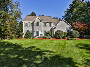 51 Pierce Ln, Hollis, NH 03049