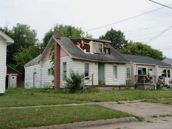 3609 Whitney Ave, Flint, MI 48532