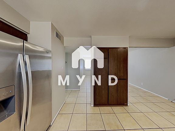 5th image of 4906 N 72nd Ave