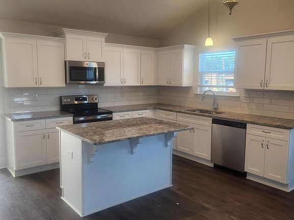 5th image of 8165 Bannock Cir